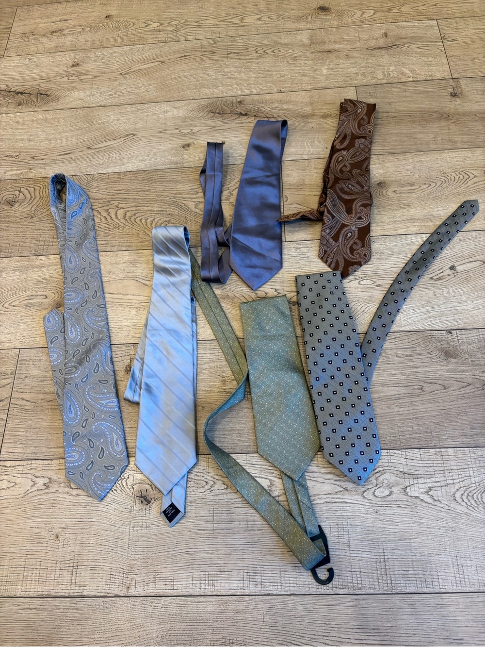 Geoffrey Beene Men's Tie Set in Brown, Blue, Gray and Green